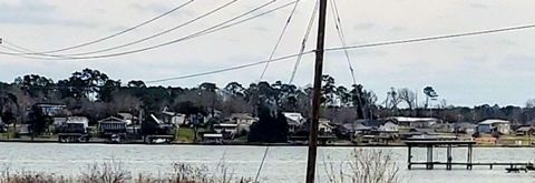 129 Lakeshore N Onalaska TX 77360