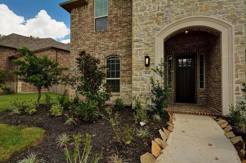 Photo of 5135 Heather Meadow Lane, Sugar Land, TX 77479 (MLS # 39965714)