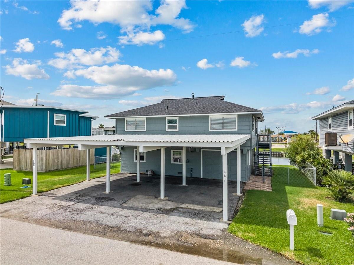 997 Redfish Street