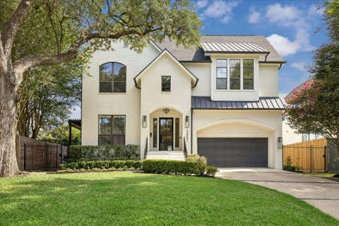Photo of 3807 Durness Way, Houston, TX 77025 (MLS # 22389115)