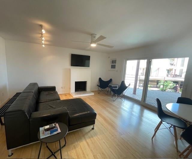 7312 Seawall Boulevard 106