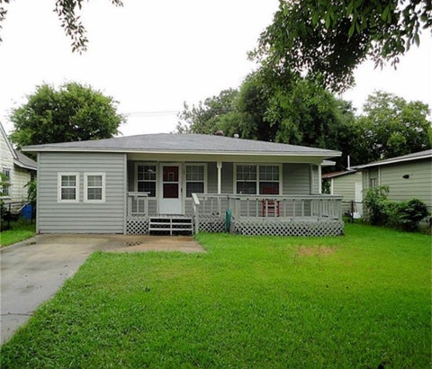 Photo of 36 18th Avenue N, Texas City, TX 77590 (MLS # 25016933)