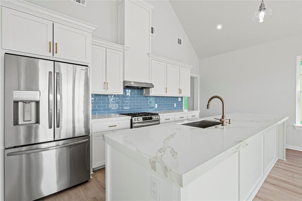 Photo of 1022 62nd St, Galveston, TX 77551 (MLS # 64891531)