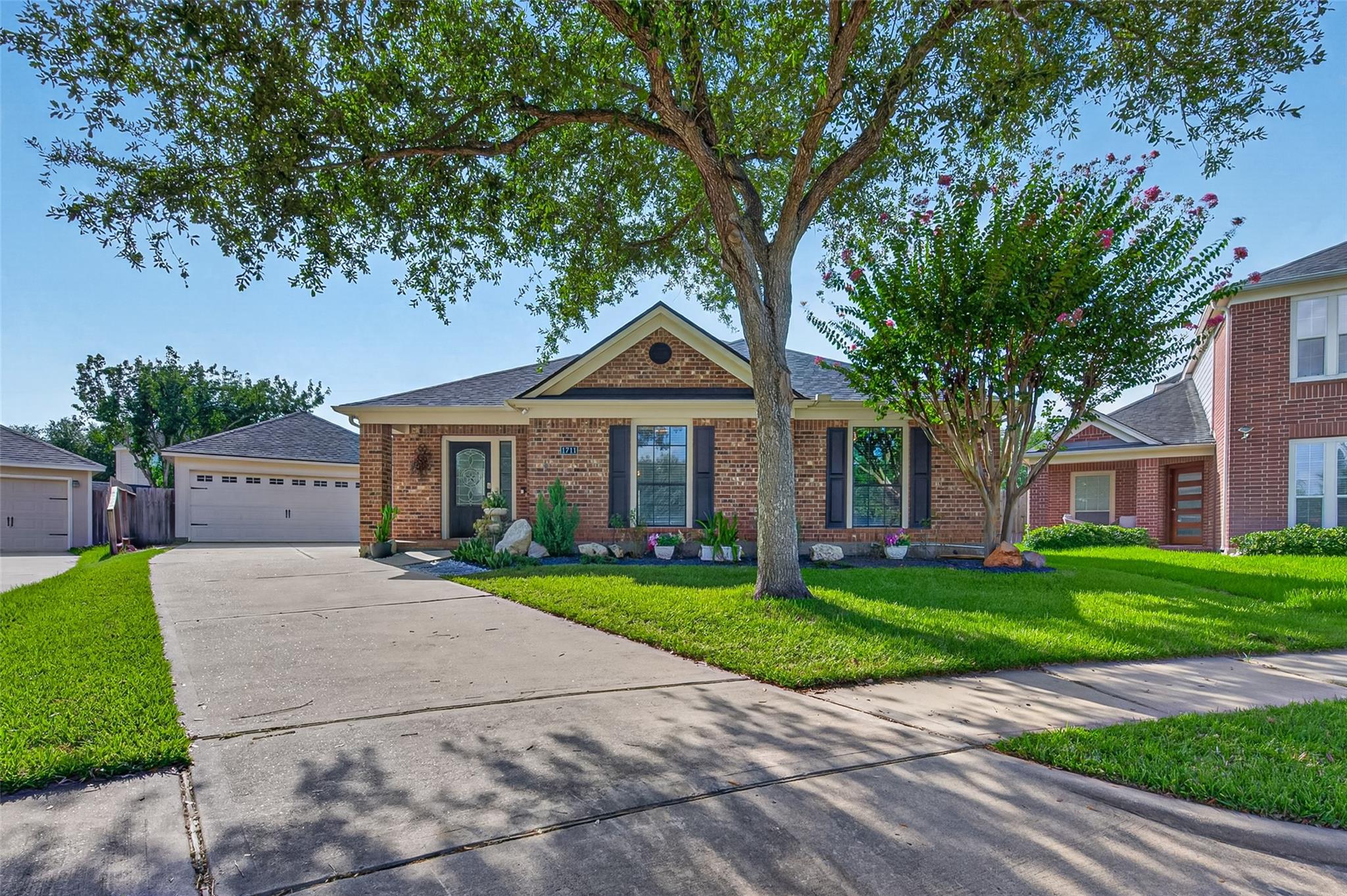 1711 Red Lake Court
