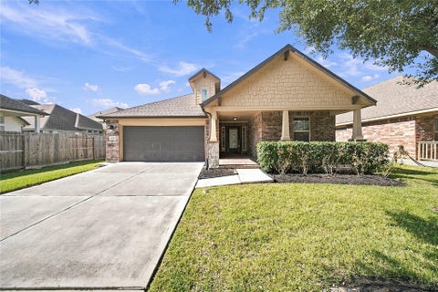 Photo of 8119 W Pine Creek Bend, Cypress, TX 77433 (MLS # 48945208)