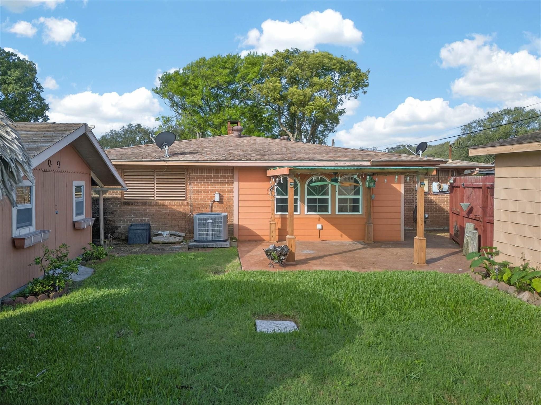 22 Willow Lane