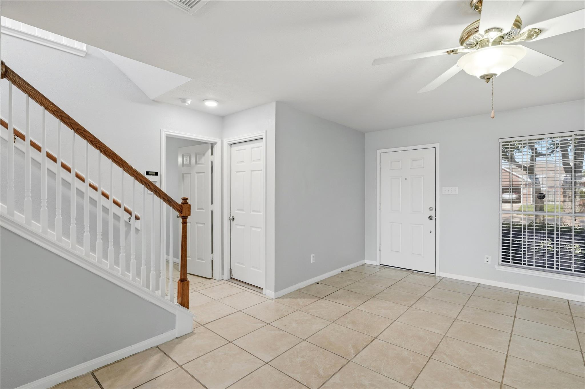7027 Waveland Drive