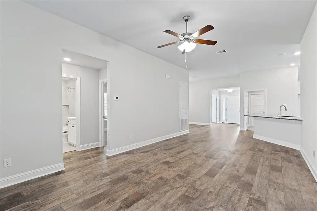 2708 Golden Palms Lane