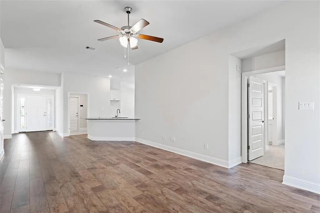 2708 Golden Palms Lane