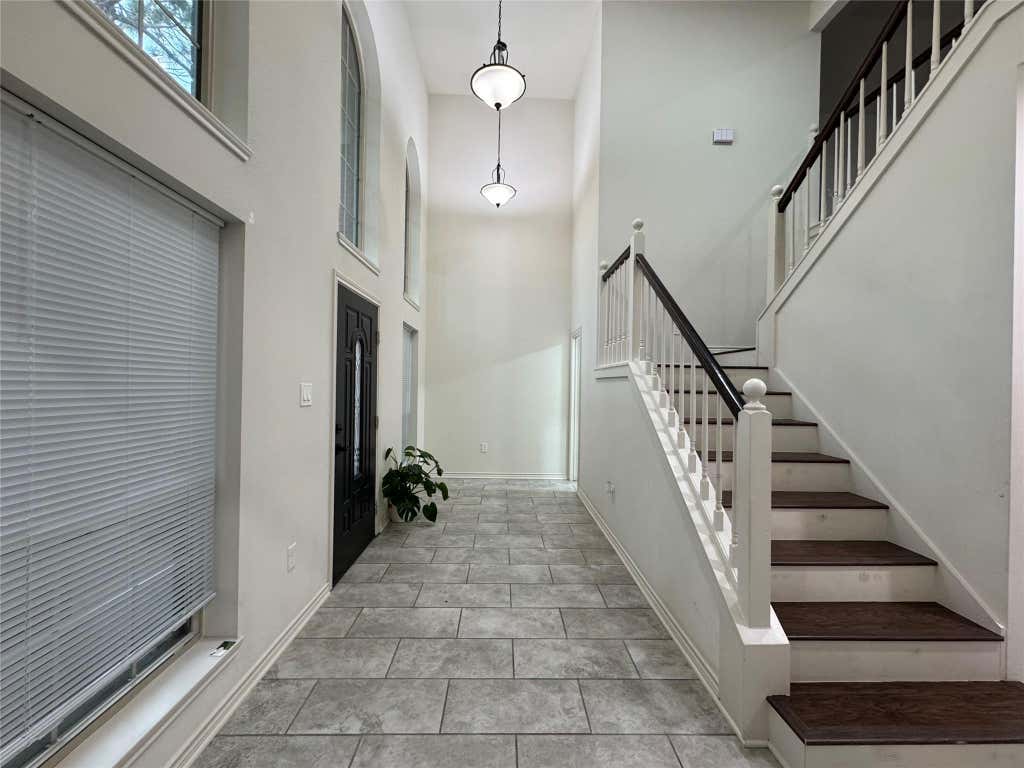 Photo of 3811 Stockbridge Drive, Sugar Land, TX 77479 (MLS # 90914296)
