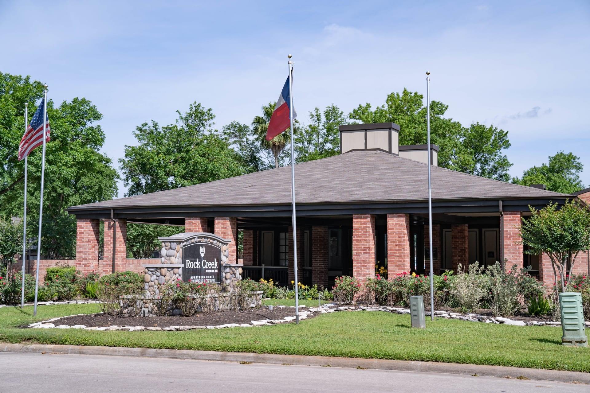 200 Hallow Tree Lane 604-2