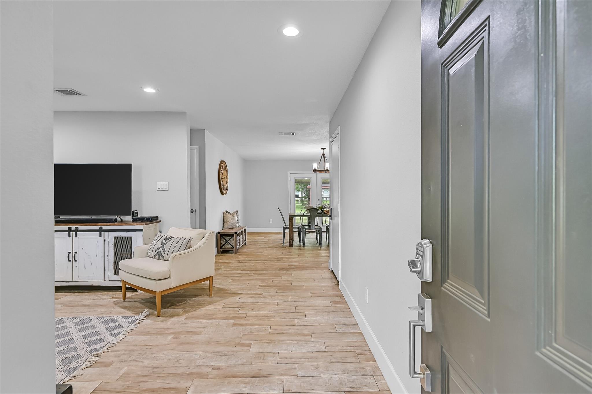 3515 Meadowlark Lane