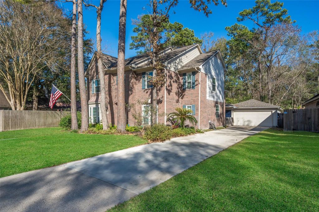 Photo of 4515 Mulberry Park Lane, Houston, TX 77345 (MLS # 35911239)