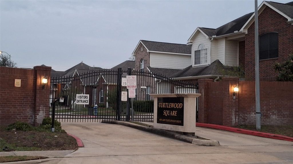 Photo of 6887 Turtlewood Drive, Houston, TX 77072 (MLS # 40297601)