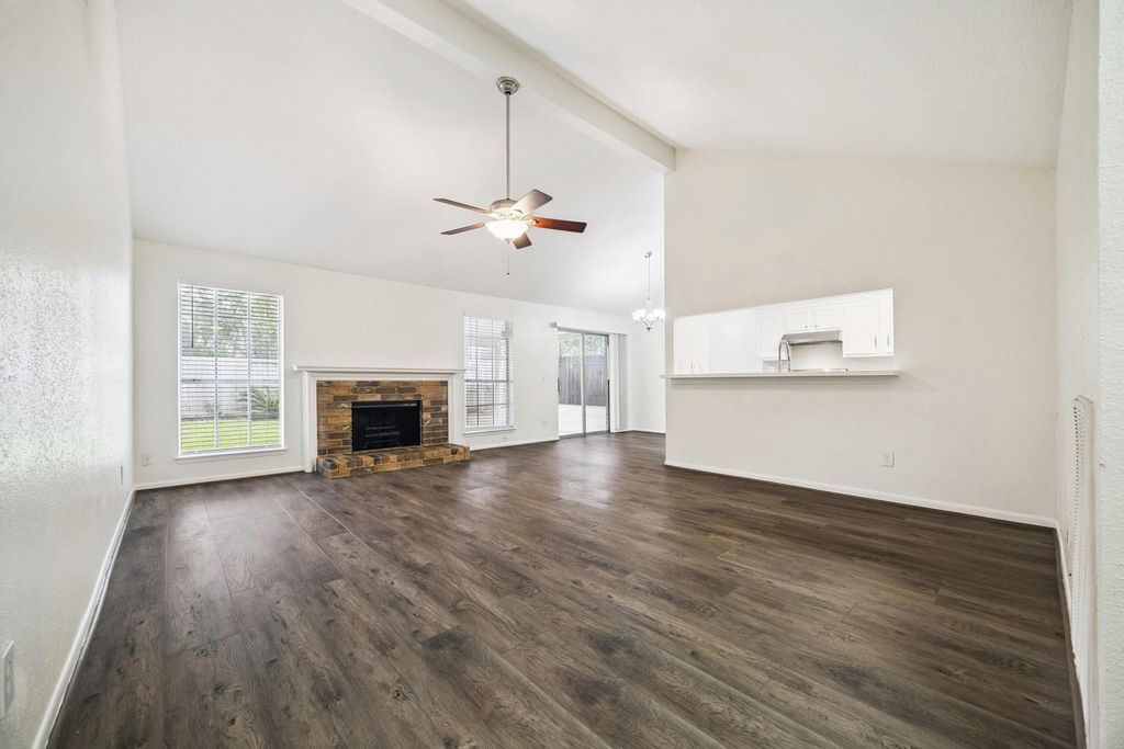 Photo of 3923 Windmill Street, Sugar Land, TX 77479 (MLS # 36887653)