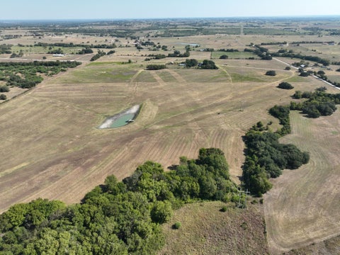 Mobile Home For Sale - 42 ACRES Ganske Road<br/> Burton, TX 77835
