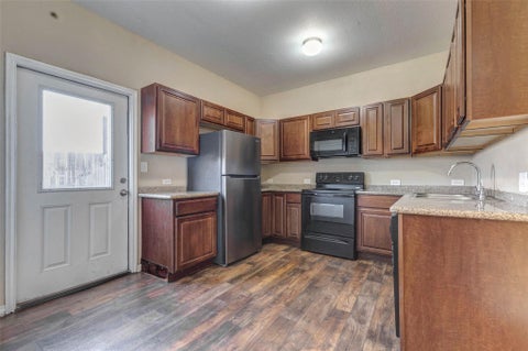 Photo of 8603 Beviamo Street, Houston, TX 77031 (MLS # 25271459)