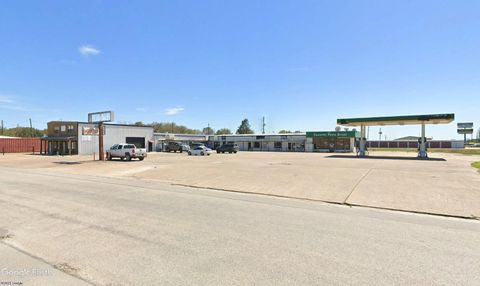 Photo of 941 Clubside Drive, East Bernard, TX 77435 (MLS # 66756593) Photo of 941 Clubside Drive, East Bernard, TX 77435 (MLS # 66756593)