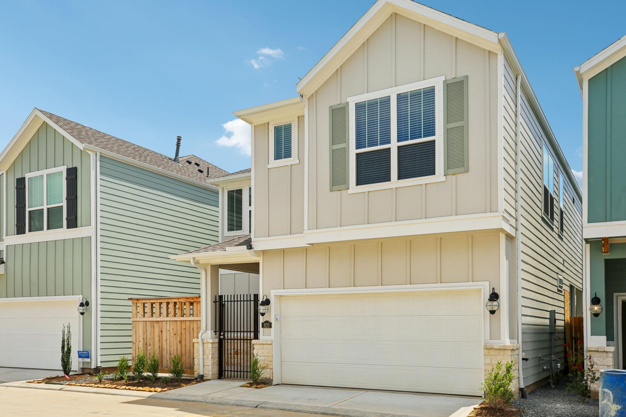 620 Topwater Trail