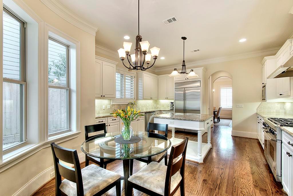3919 Swarthmore