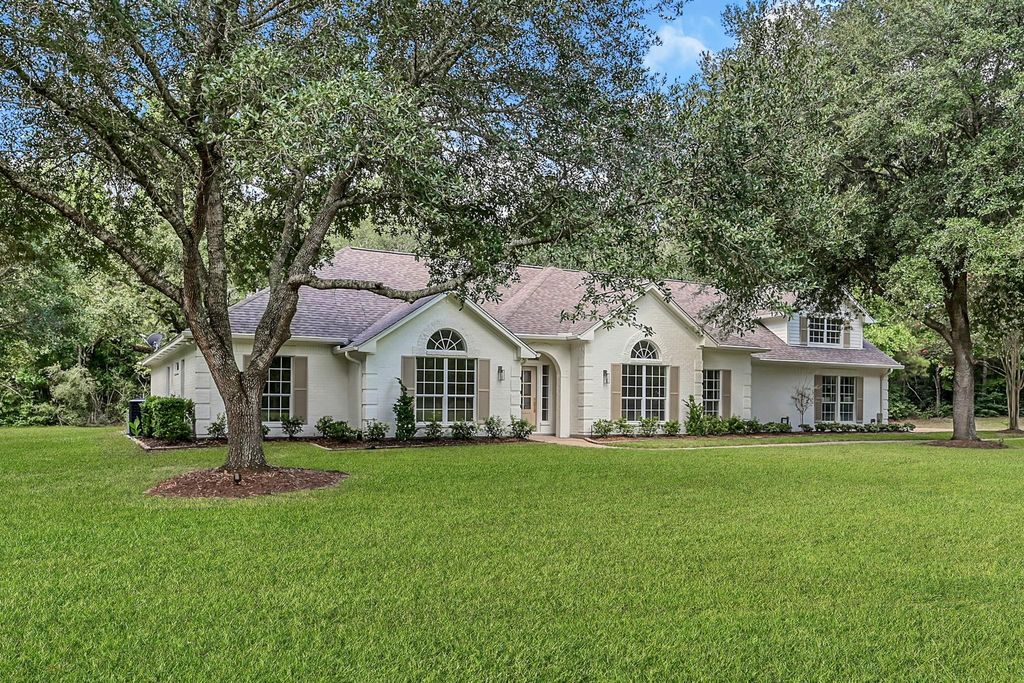 Photo of 36803 Deer Valley, Magnolia, TX 77355 (MLS # 70421372)