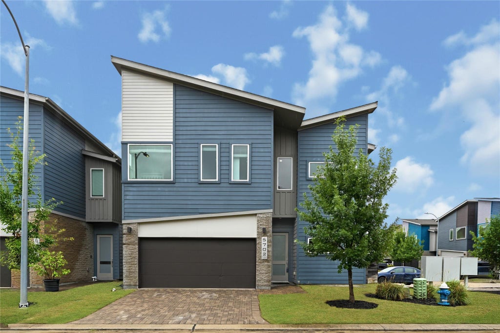 Photo of 5702 Pampero Lane, Houston, TX 77092 (MLS # 6127112)