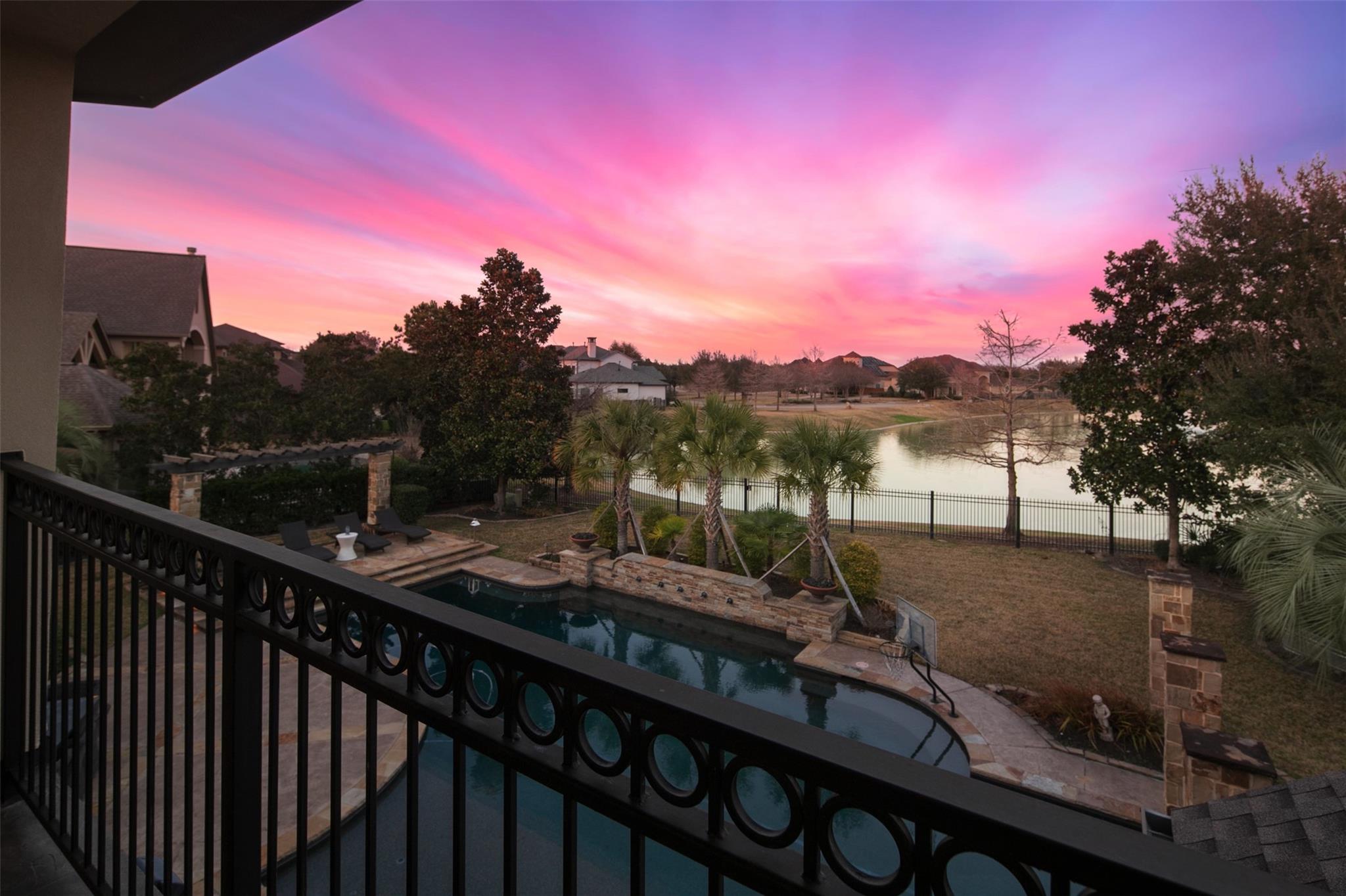 10506 Pebblecreek Crossing