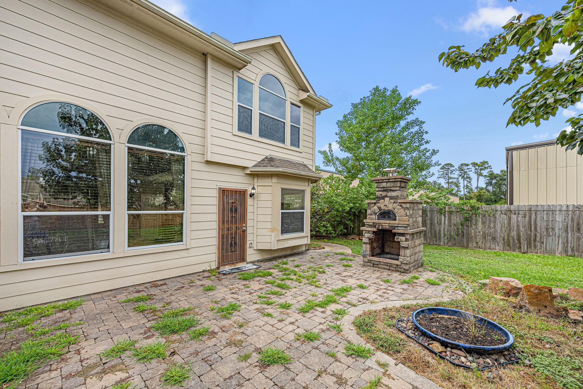 25993 N Royal Emerald Ln