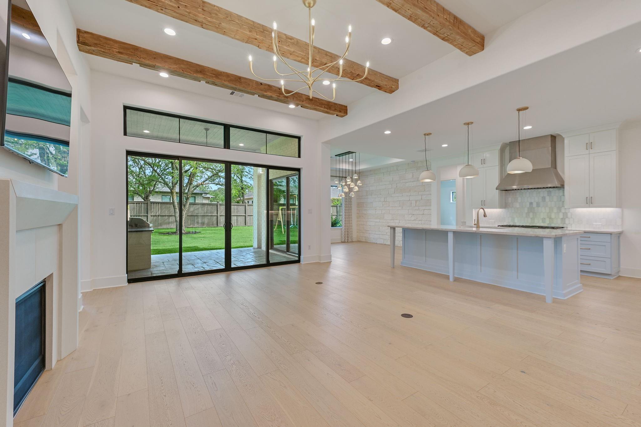 5115 Inverness Drive
