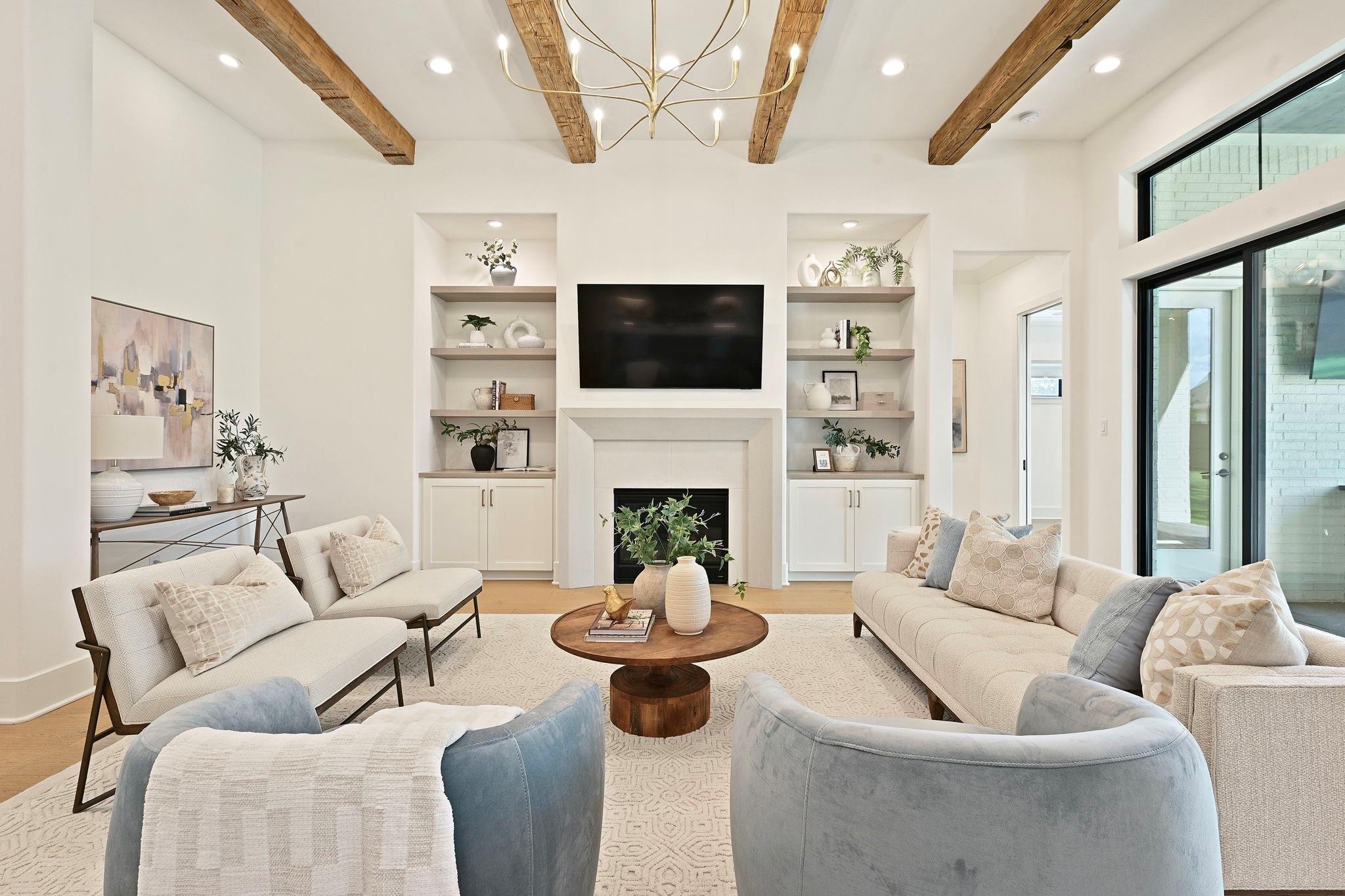 5115 Inverness Drive