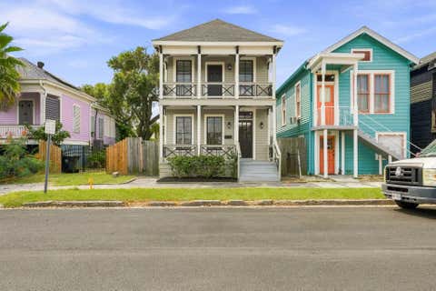 Photo of 1011 Sealy Street, Galveston, TX 77550 (MLS # 92943766)