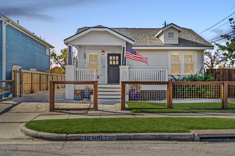 1311 Walton Street Houston TX 77009