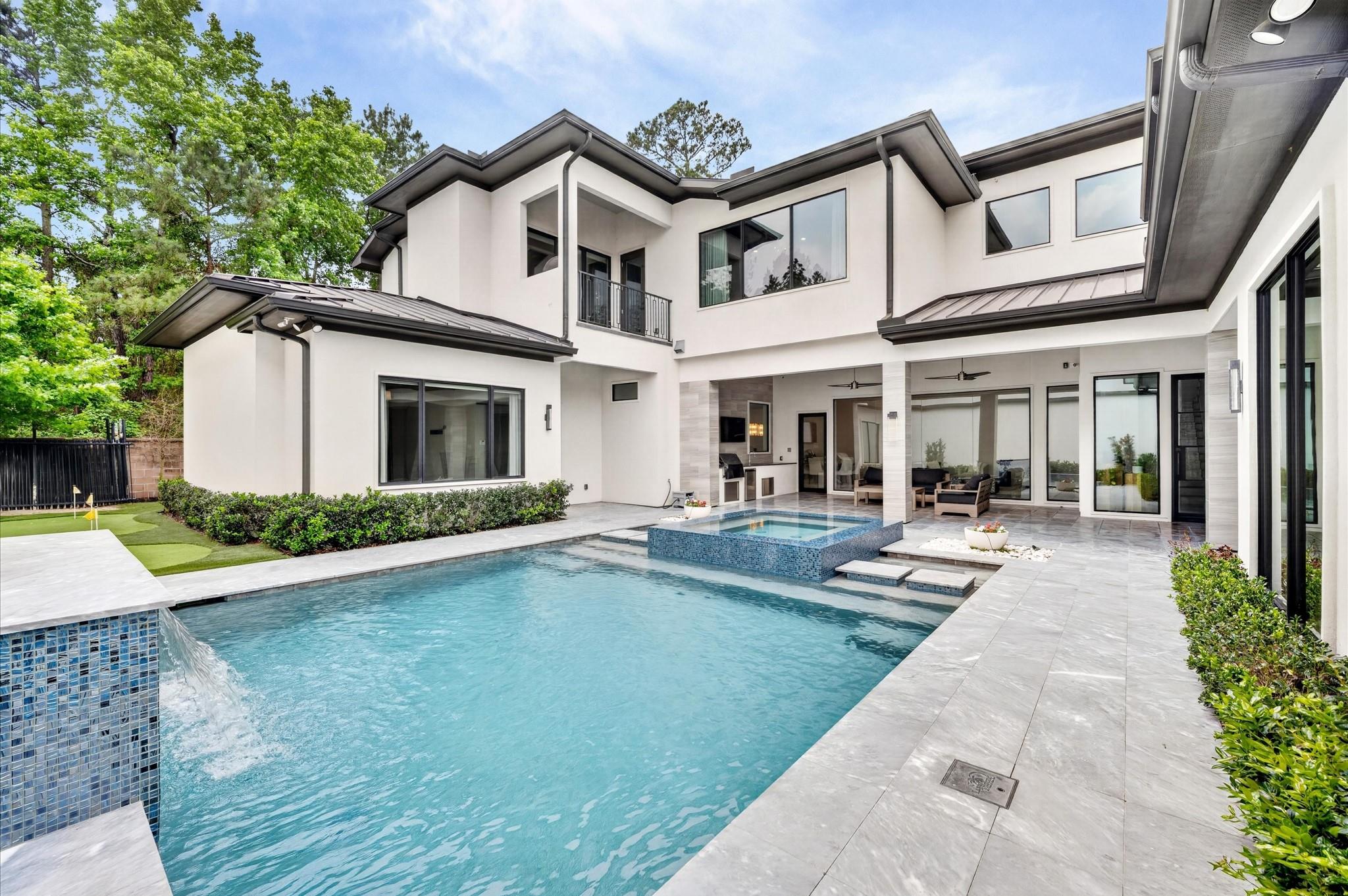 14 Kingscote Way