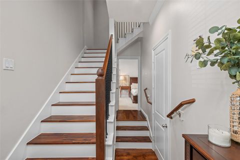 Tiny photo for 5610 Kiam Street #F, Houston, TX 77007 (MLS # 93532149)