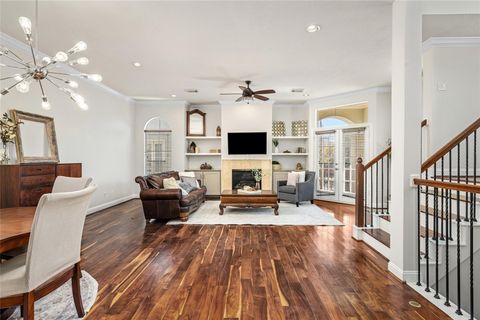 Tiny photo for 5610 Kiam Street #F, Houston, TX 77007 (MLS # 93532149)
