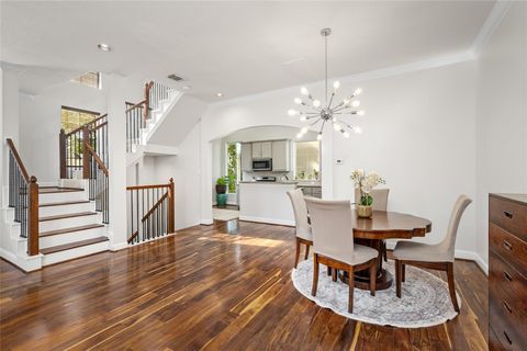 Tiny photo for 5610 Kiam Street #F, Houston, TX 77007 (MLS # 93532149)