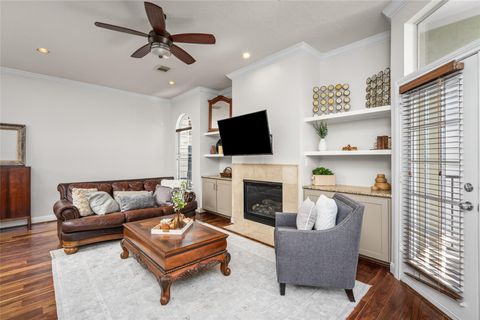 Tiny photo for 5610 Kiam Street #F, Houston, TX 77007 (MLS # 93532149)