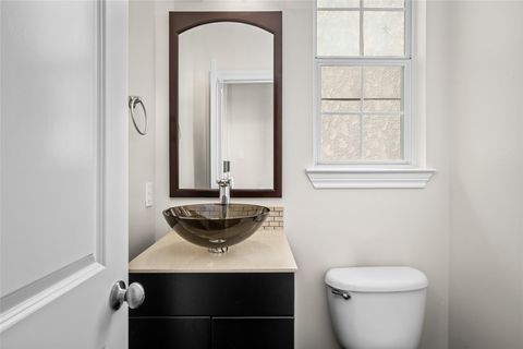 Tiny photo for 5610 Kiam Street #F, Houston, TX 77007 (MLS # 93532149)