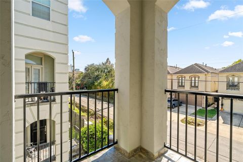 Tiny photo for 5610 Kiam Street #F, Houston, TX 77007 (MLS # 93532149)