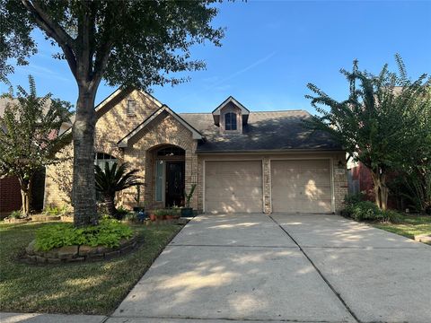 Photo of 554 Ivy Cross Lane, Sugar Land, TX 77479 (MLS # 94811154)