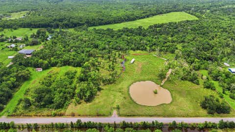 Photo of 1900 Country Road 30, Angleton, TX 77515 (MLS # 3666106)