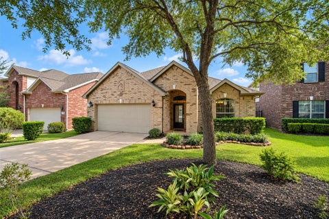 Photo of 42 Black Swan Court, Magnolia, TX 77354 (MLS # 23276149)