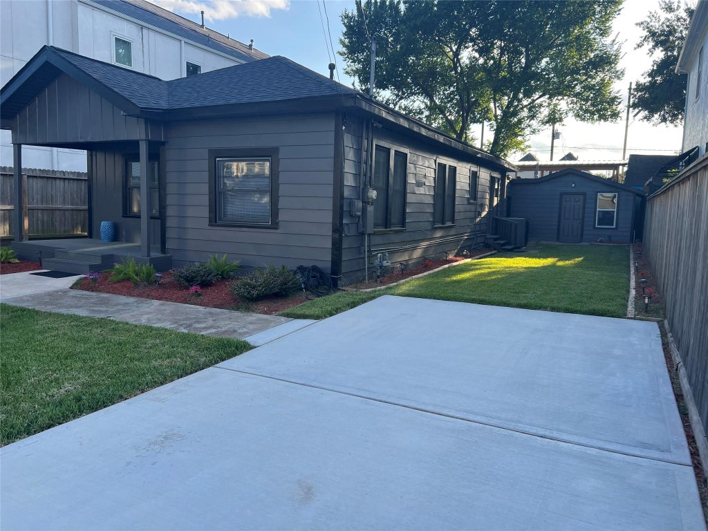 Photo of 1507 Laird Street, Houston, TX 77008 (MLS # 10233228)