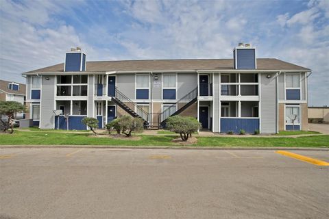 Photo of 2700 S Dairy Ashford Road #517B, Houston, TX 77082 (MLS # 13059682)