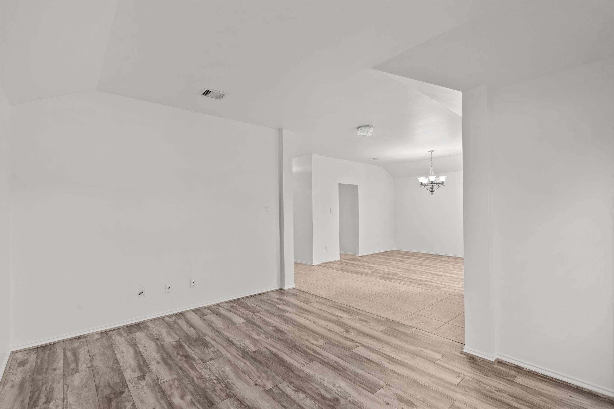 112 Sandstone Bend Lane