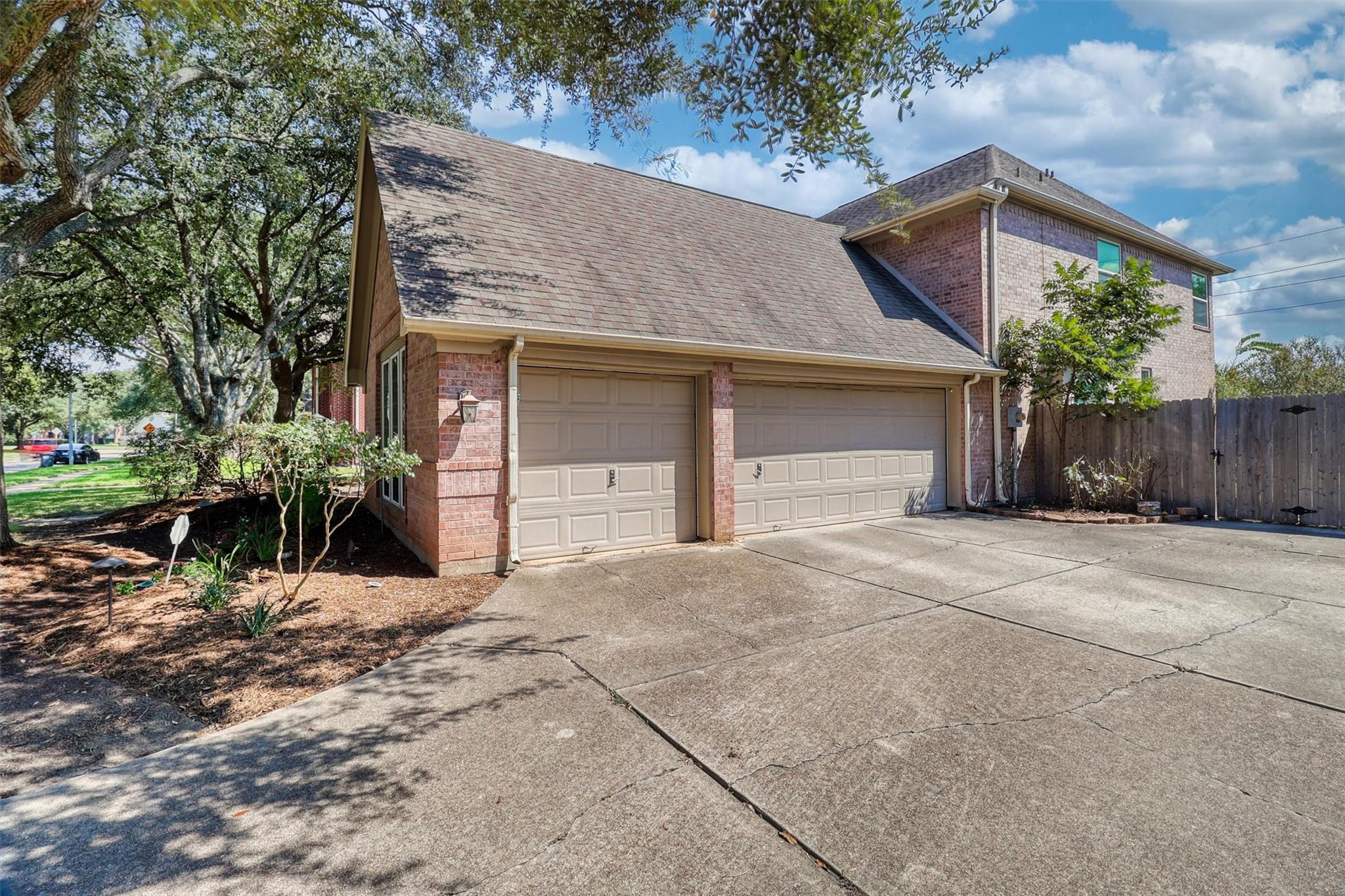 1123 Wellshire Drive