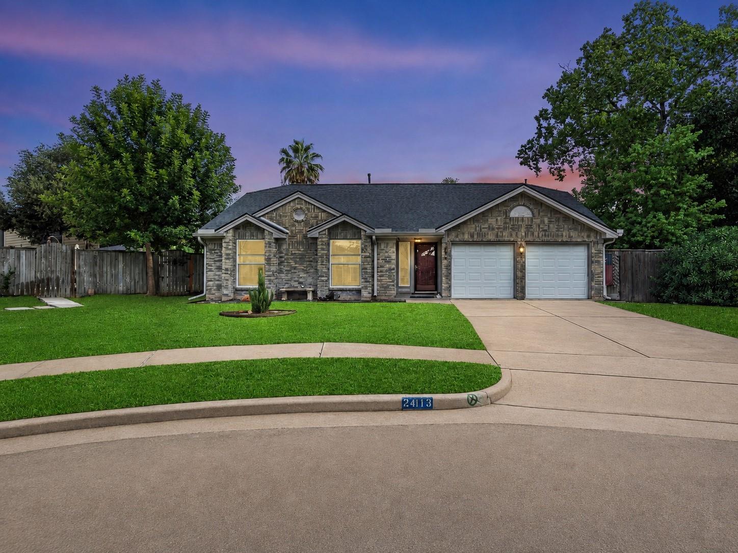 2418 Pebbledowne Circle