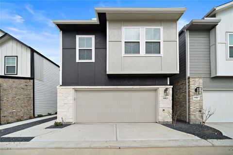 Photo of 9912 Storehouse Drive, Houston, TX 77080 (MLS # 88180477)