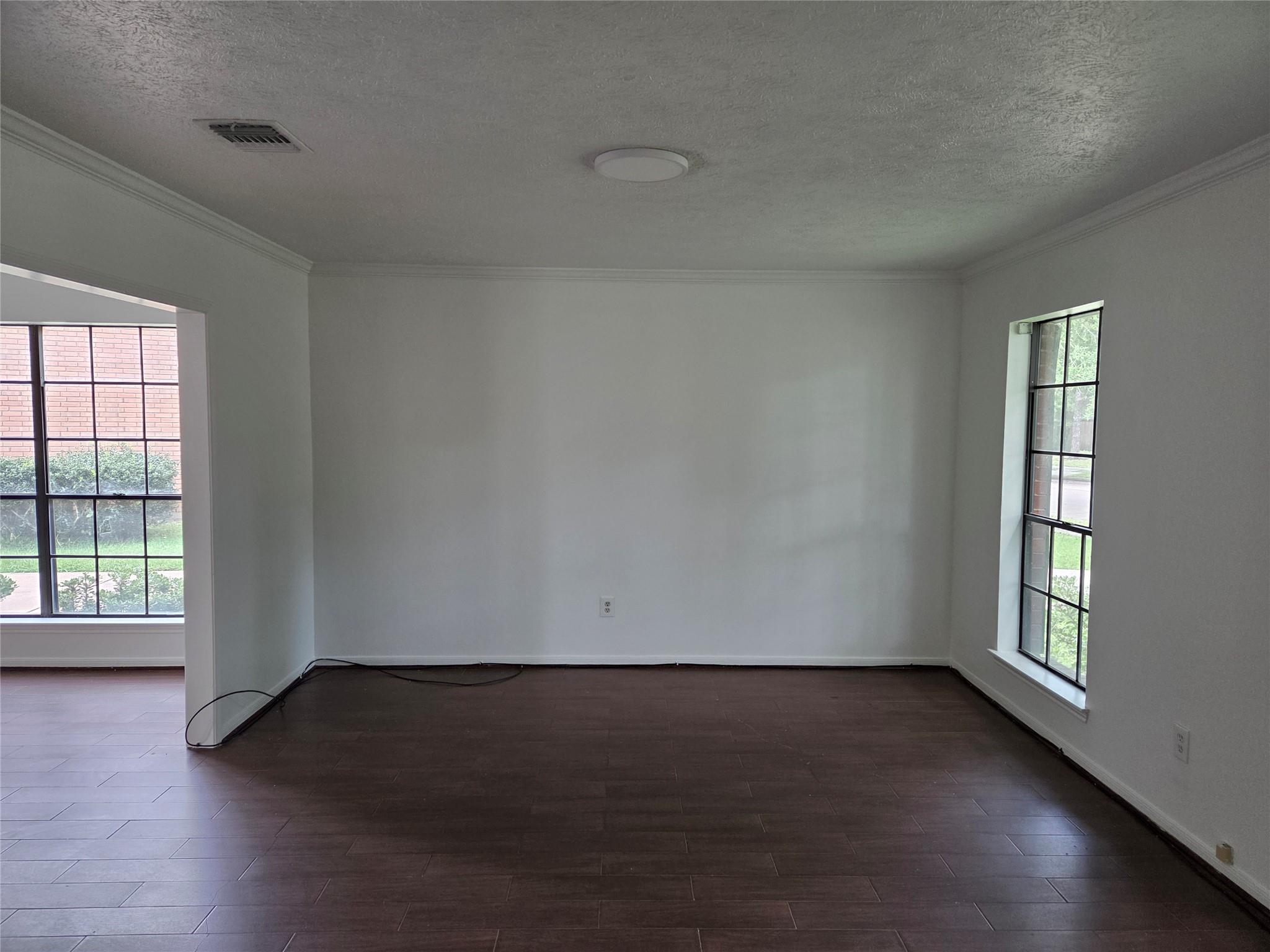 2827 Lake Colony Drive