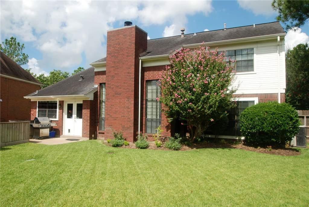 2827 Lake Colony Drive